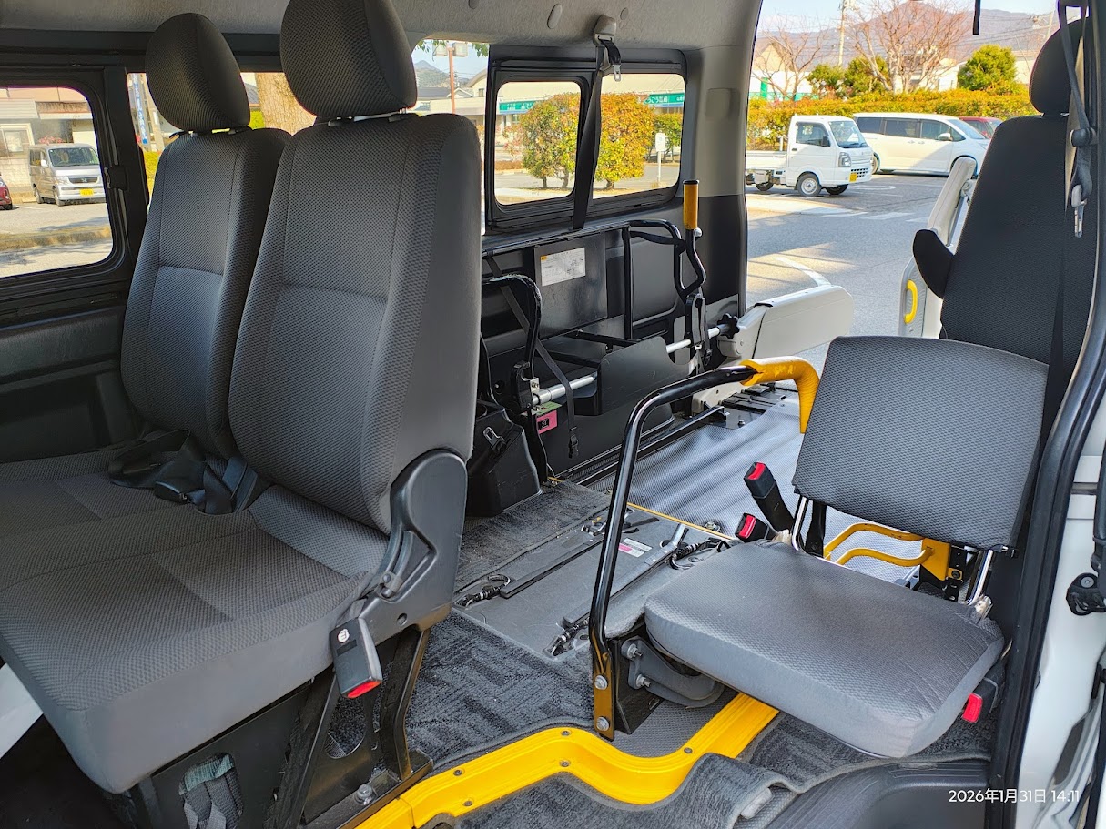 ハイエース内装